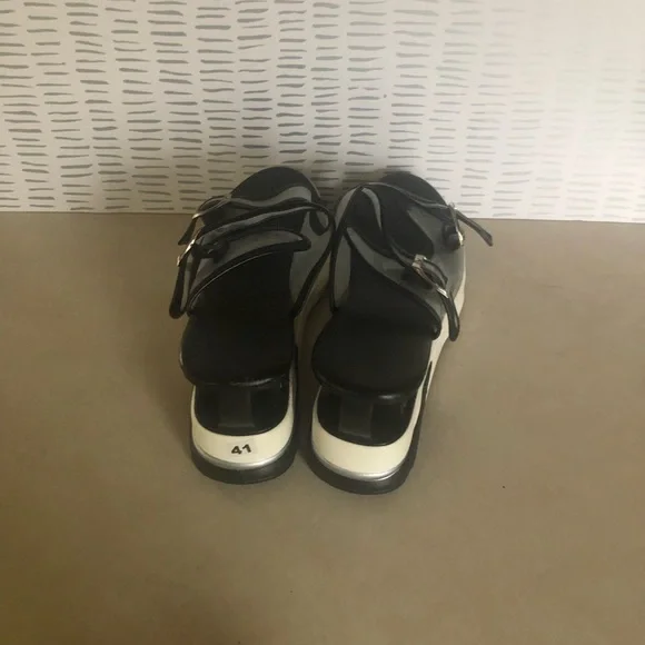 Woman sandals - Picture 4 of 5